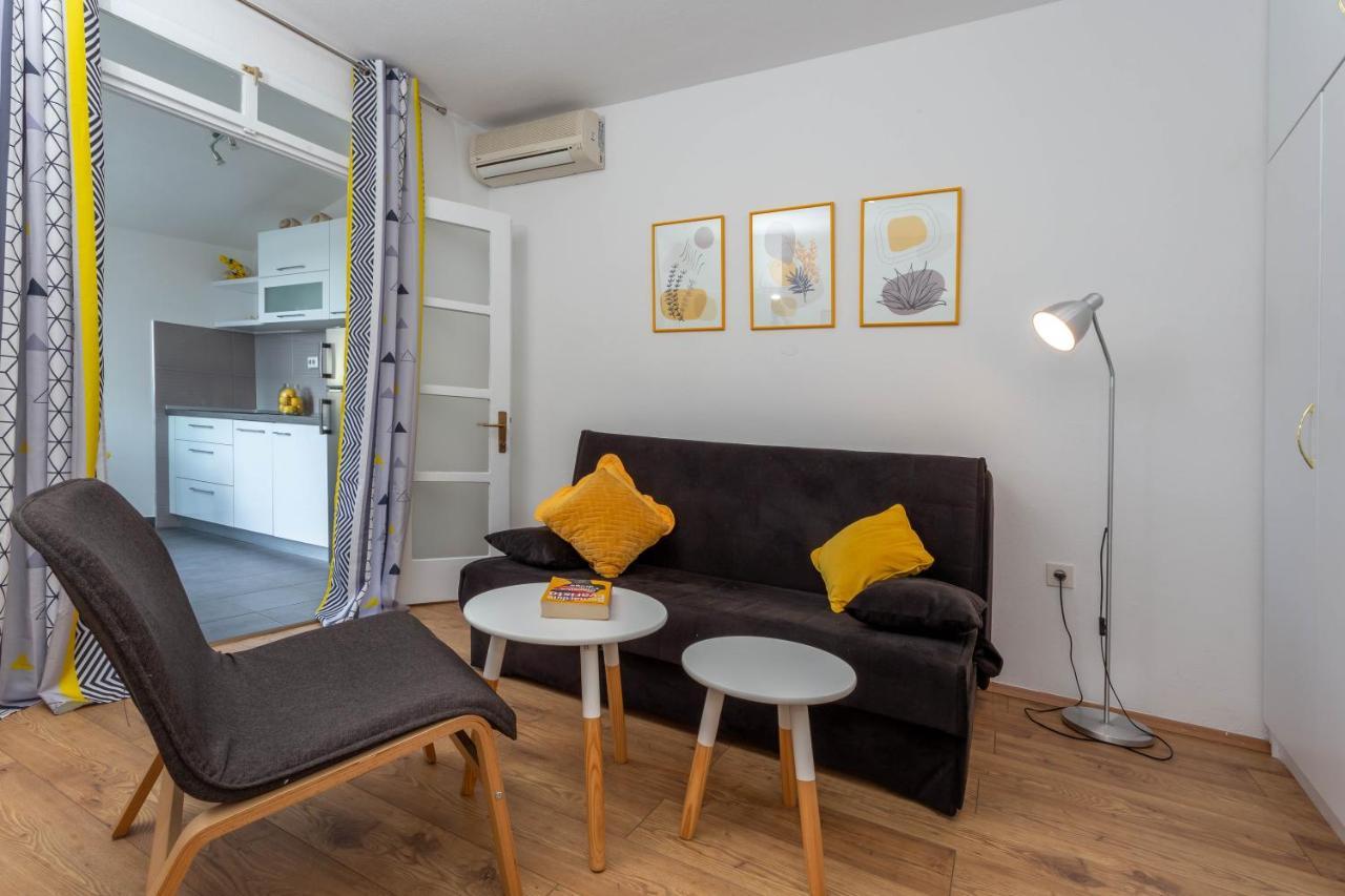 Apartment Tasina Hvar Town Exterior photo
